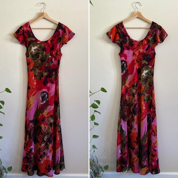 Reversible Maxi Dress - Picture 2 of 8